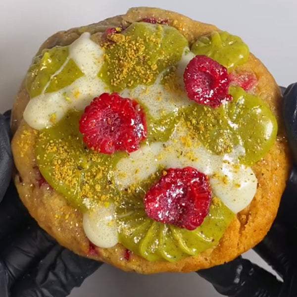 9. Pistacho Frambuesa & Carrot Cake