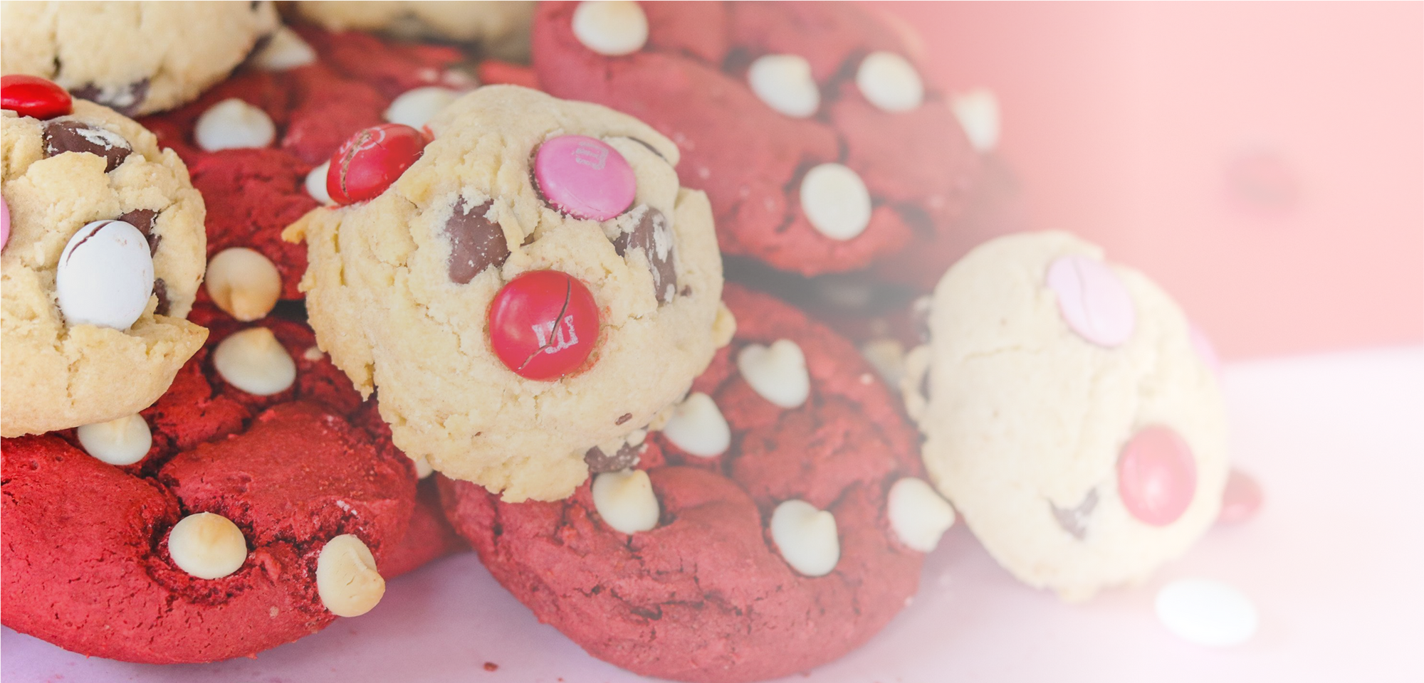 ¿Lista para hornear las galletas más cotizadas del momento y dominar sus texturas a la perfección?